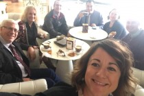 Clockwise, me, Di, Wally, Marco, Victoria, Pacer and Talia made it in this one..